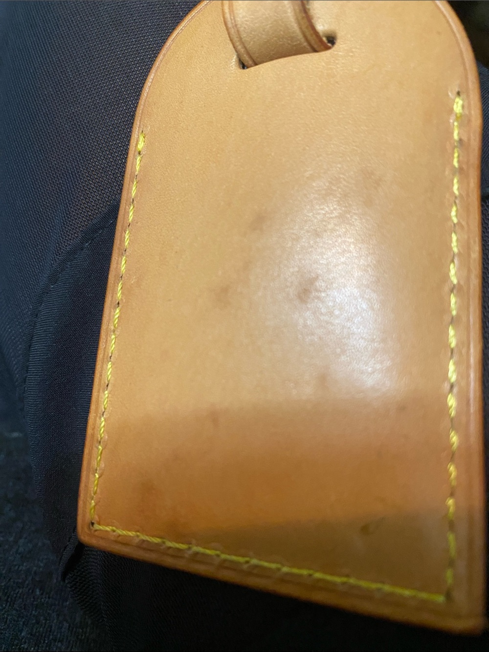 Louis Vuitton Tan Leather Luggage Tag with Gold-Tone Buckle - Picture 7 of 11